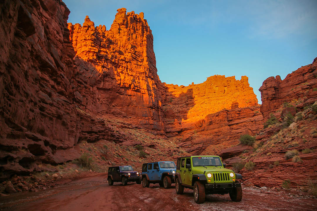 moab utah jeep blazing